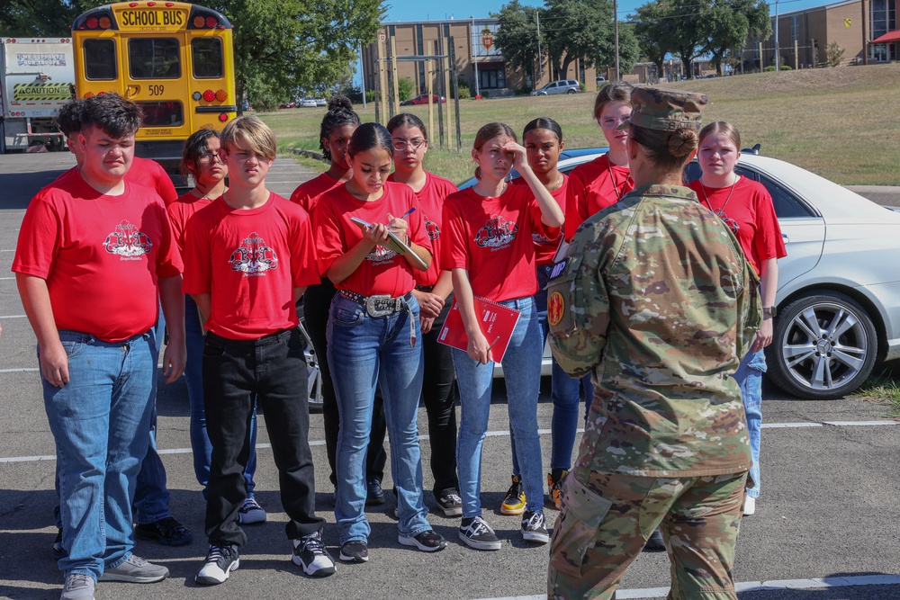 Crosby High School JROTC Visit 89th MP Bde.