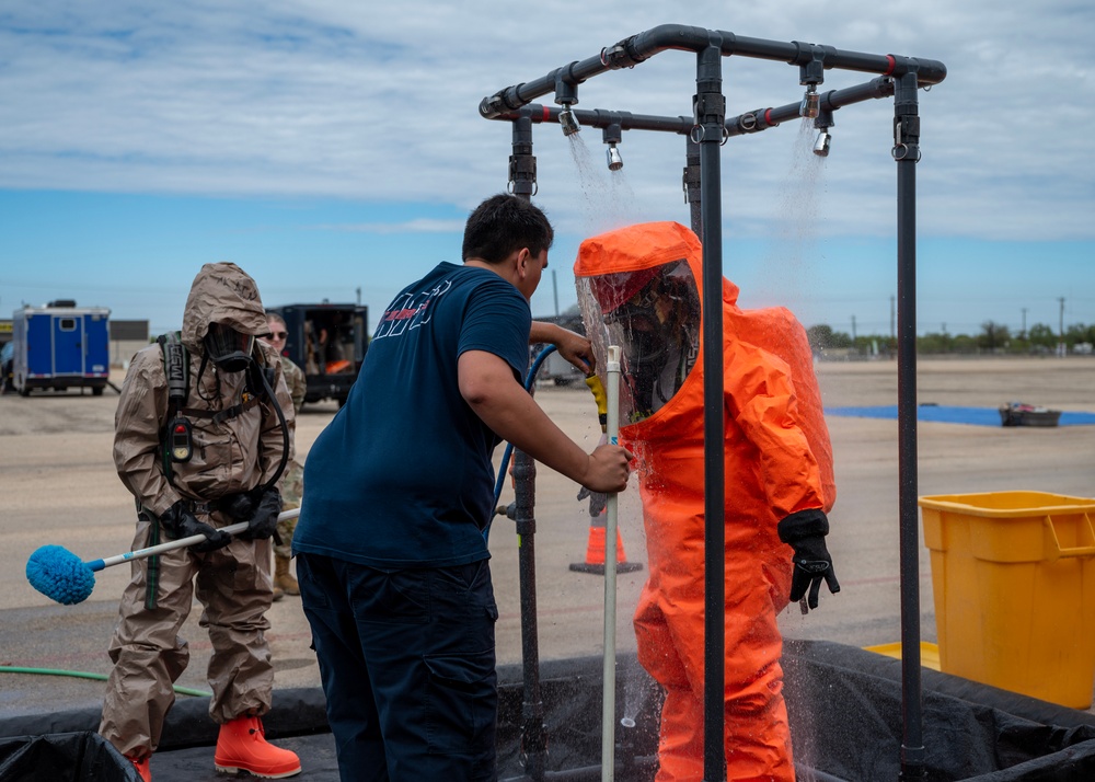 Strengthening Ties: Goodfellow AFB and San Angelo Fire Department conduct HAZMAT exercise