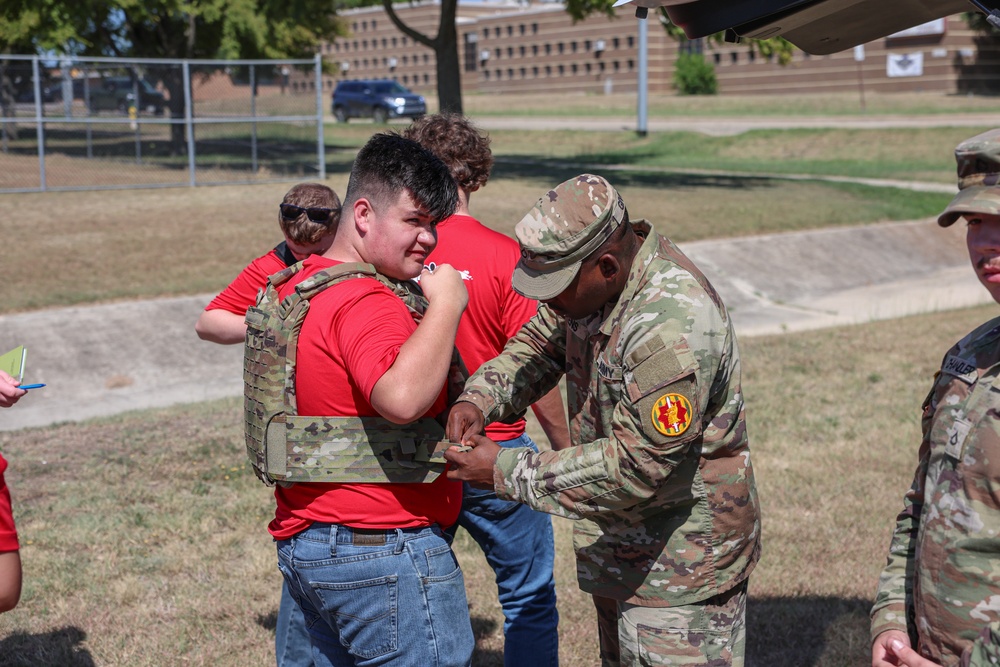 Crosby High School JROTC Visit 89th MP Bde.