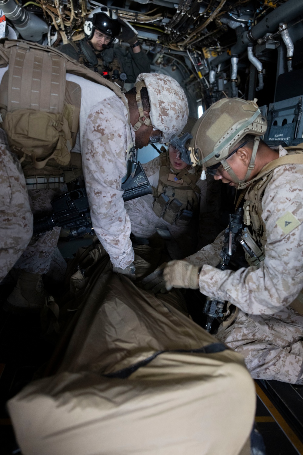 VMM-362 and 1/11 conduct CASEVAC training
