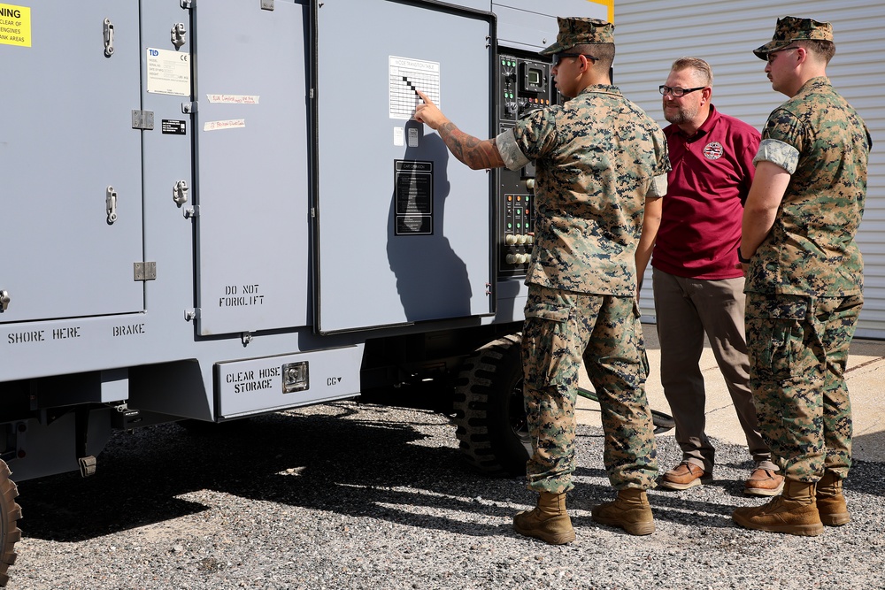 Marines Integrate F-35 Support Equipment into Maritime Prepositioning