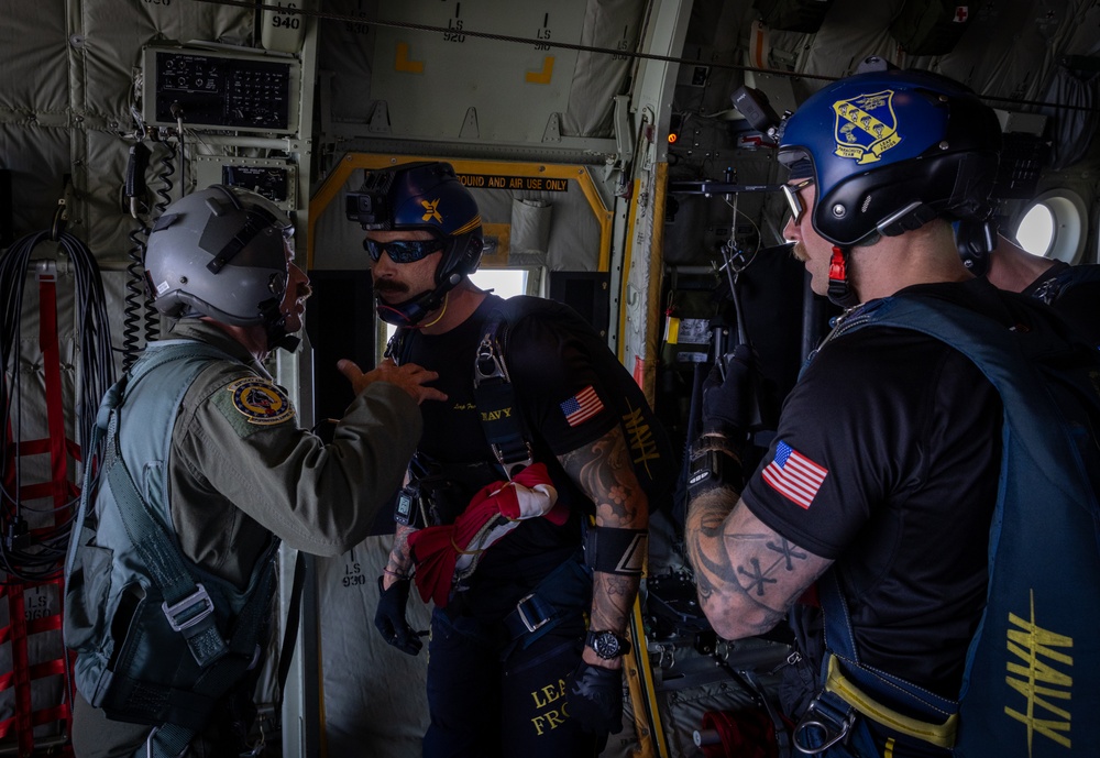 Navy Parachute Team at University of Louisville 2024