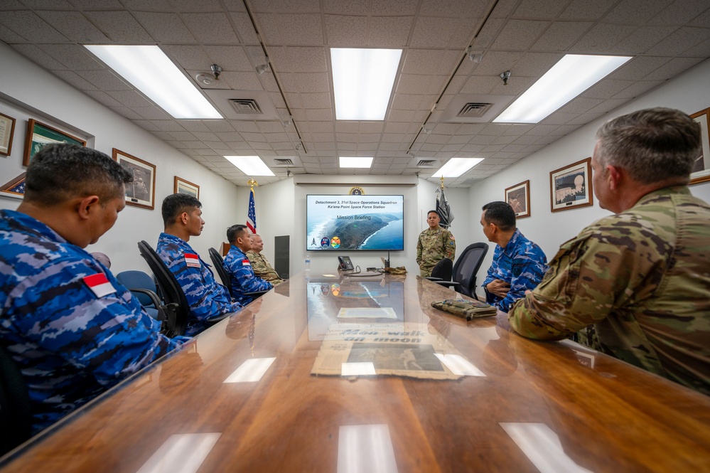 Hawaii ANG welcomes Indonesian Participation in Vulcan Guard space exercise