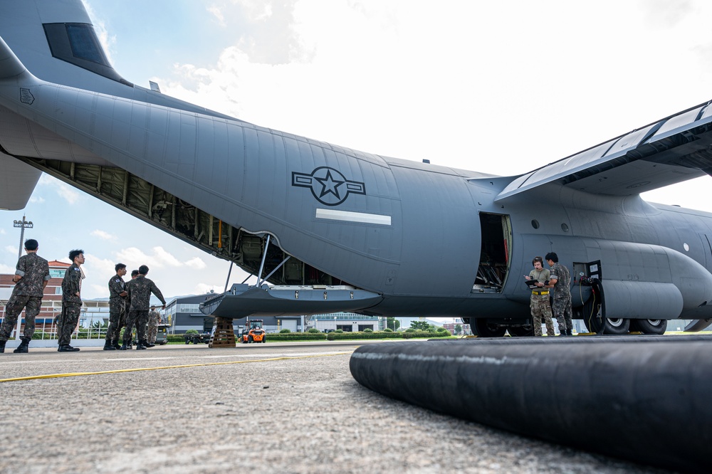 Hercules Guardians 24 strengthens US-ROK alliance through tactical airlift interoperability