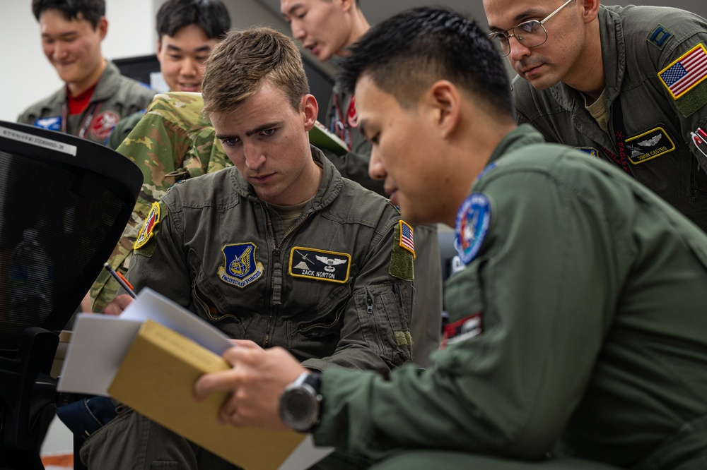 Hercules Guardians 24 strengthens US-ROK alliance through tactical airlift interoperability