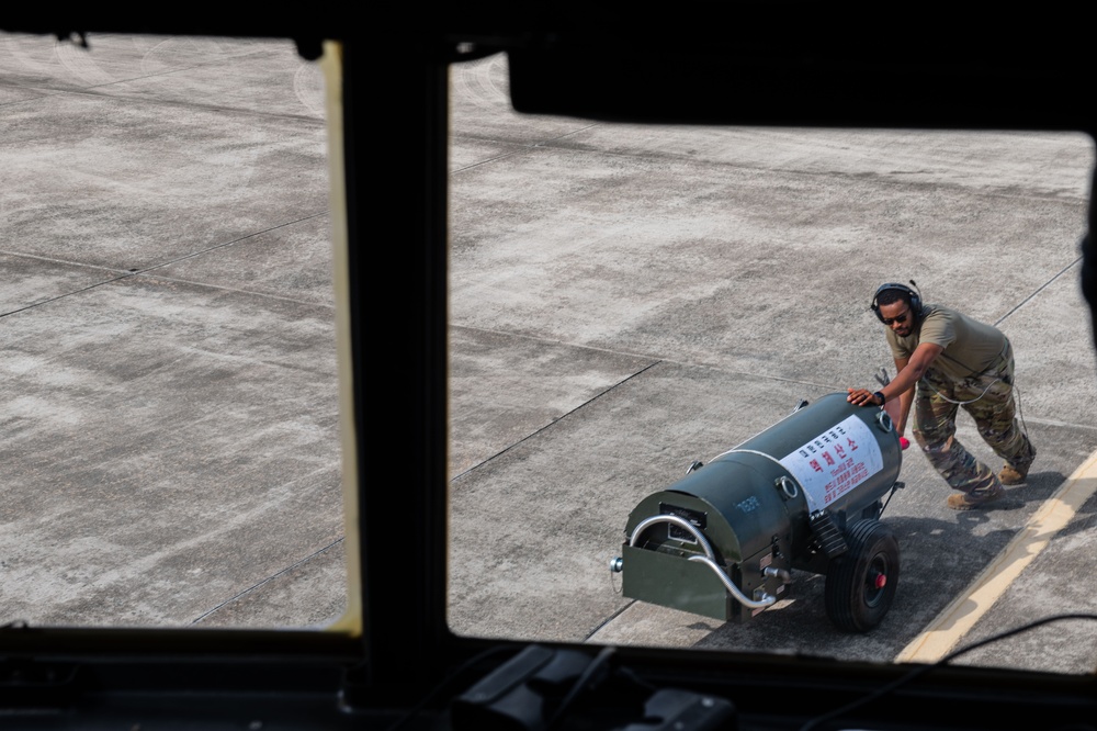 Hercules Guardians 24 strengthens US-ROK alliance through tactical airlift interoperability