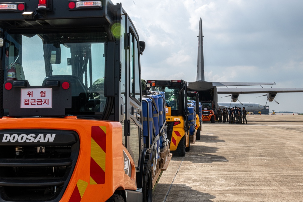 Hercules Guardians 24 strengthens US-ROK alliance through tactical airlift interoperability