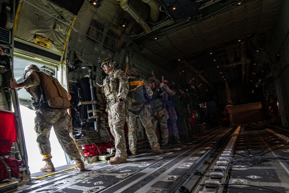 Hercules Guardians 24 strengthens US-ROK alliance through tactical airlift interoperability