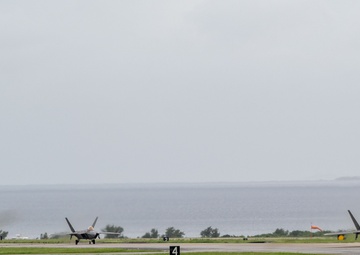 U.S. Air Force Airmen exercise warfighter mindset in Southern Beach