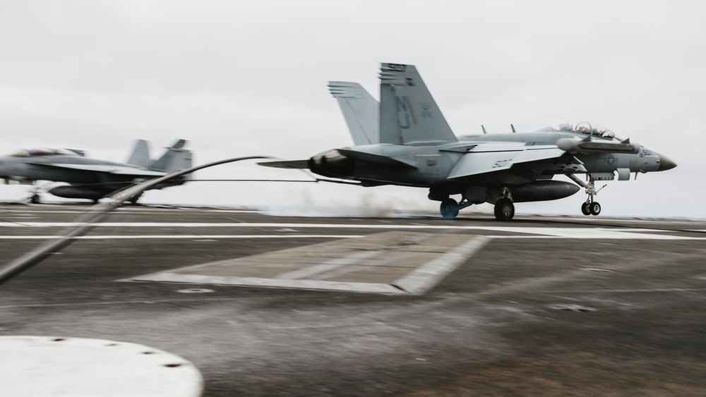 USS George Washington Conducts Flight Operations