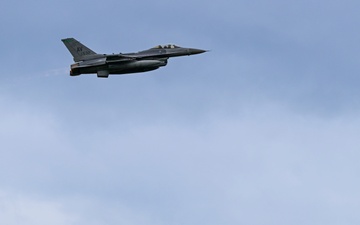 F-16 Fighting Falcons takeoff from RAF Mildenhall