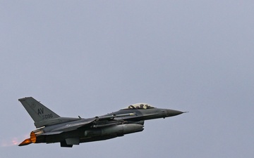 F-16 Fighting Falcons takeoff from RAF Mildenhall