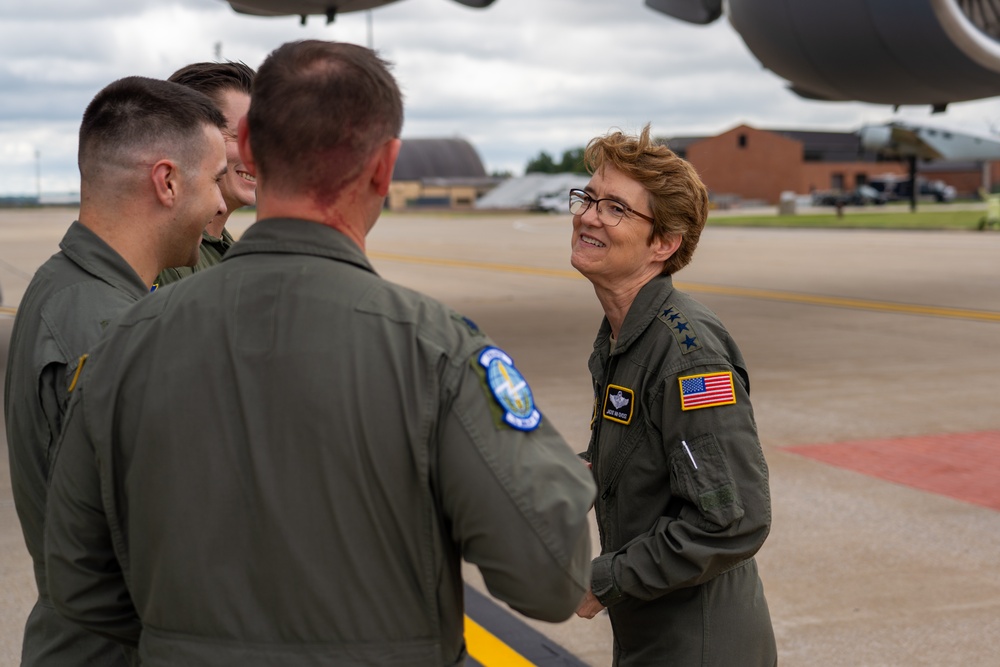 GEN Jacqueline Van Ovost Fini-Flight