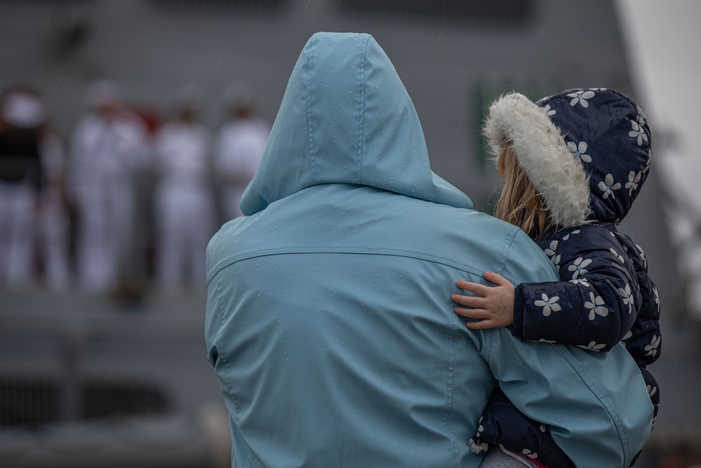 USS Stout (DDG 55) Departs Norfolk for Regularly Scheduled Deployment