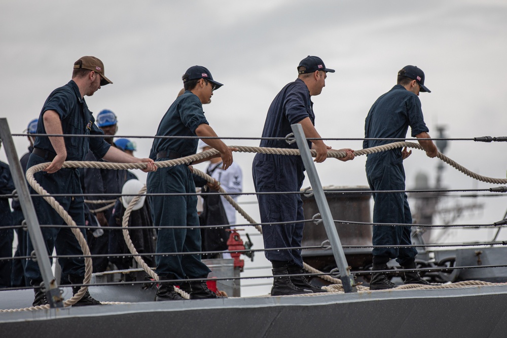 USS Stout (DDG 55) Departs Norfolk for Regularly Scheduled Deployment