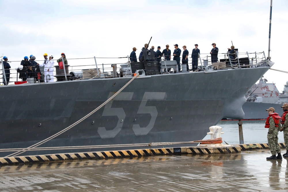USS Stout Departs Naval Station Norfolk