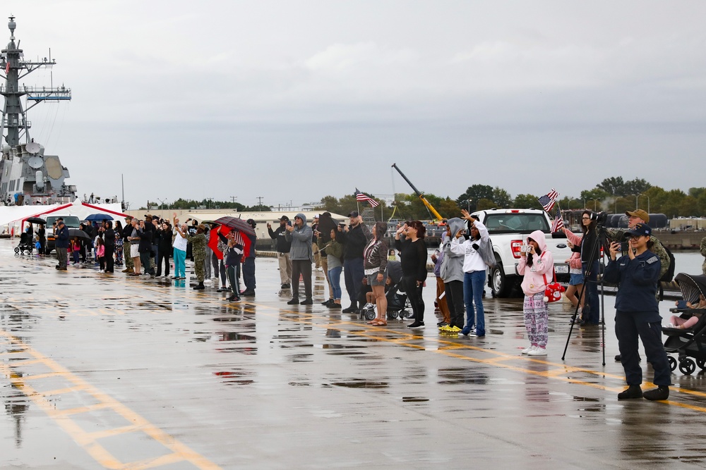 USS Stout Departs Naval Station Norfolk USS Stout Departs Naval Station Norfolk