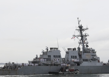 USS Stout Departs Naval Station Norfolk