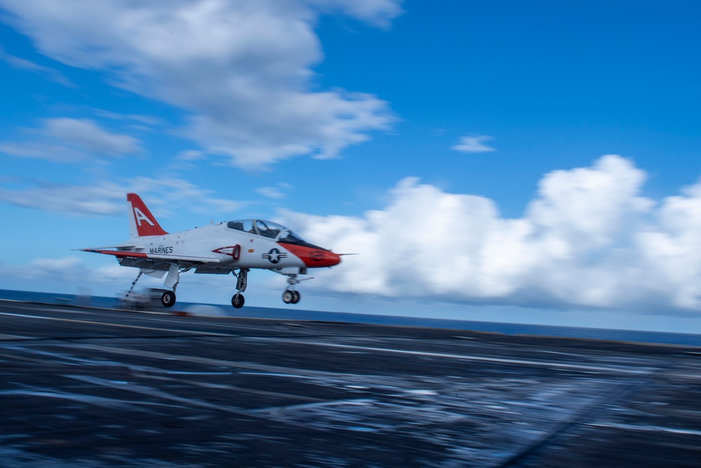 IKE Conducts Carrier Qualifications in Atlantic Ocean