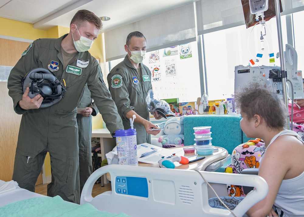 560th FTS, 39th FTS bring Pilot for a Day experience to Christus Children’s Hospital