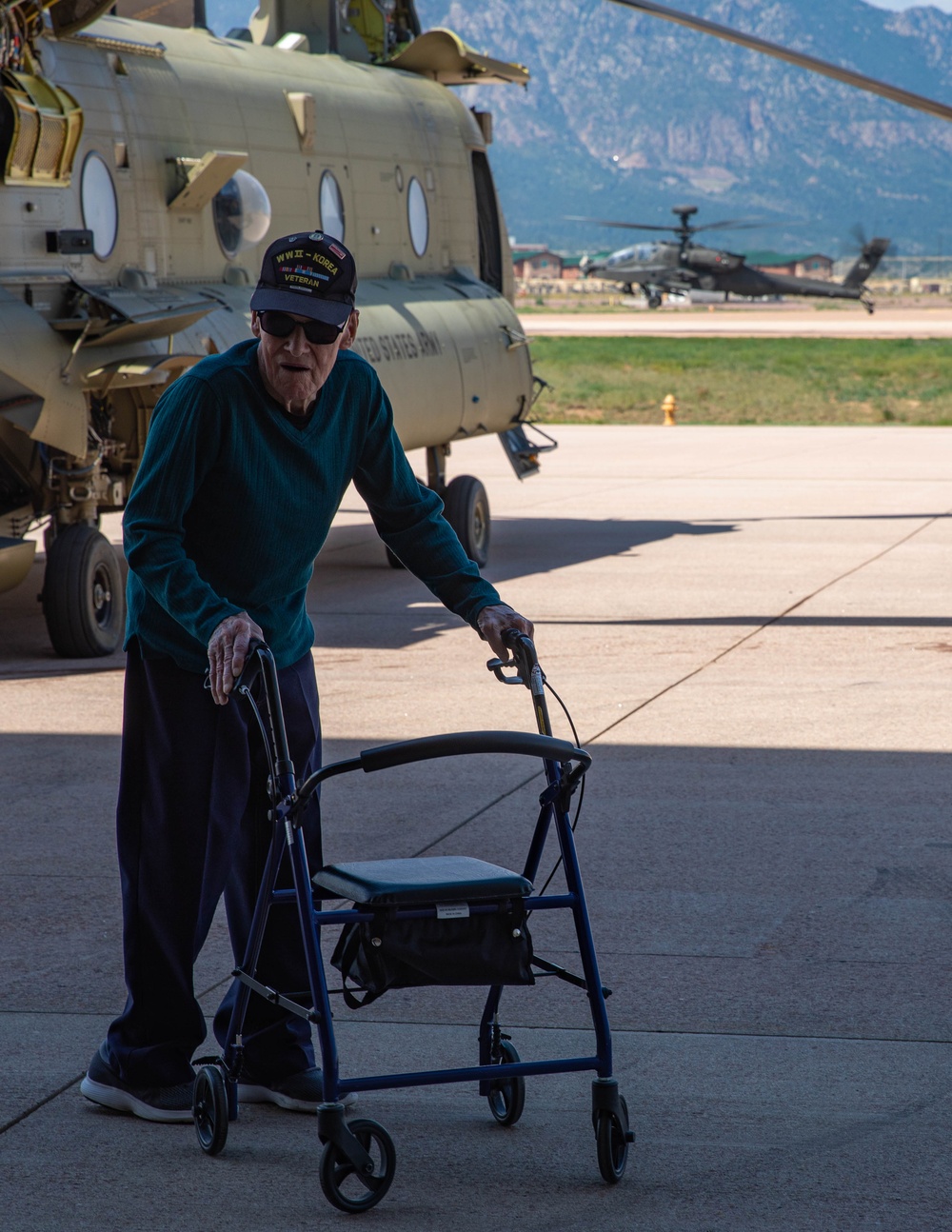 Paige Linier Vietnam Veterans Visit 4th Combat Aviation Brigade