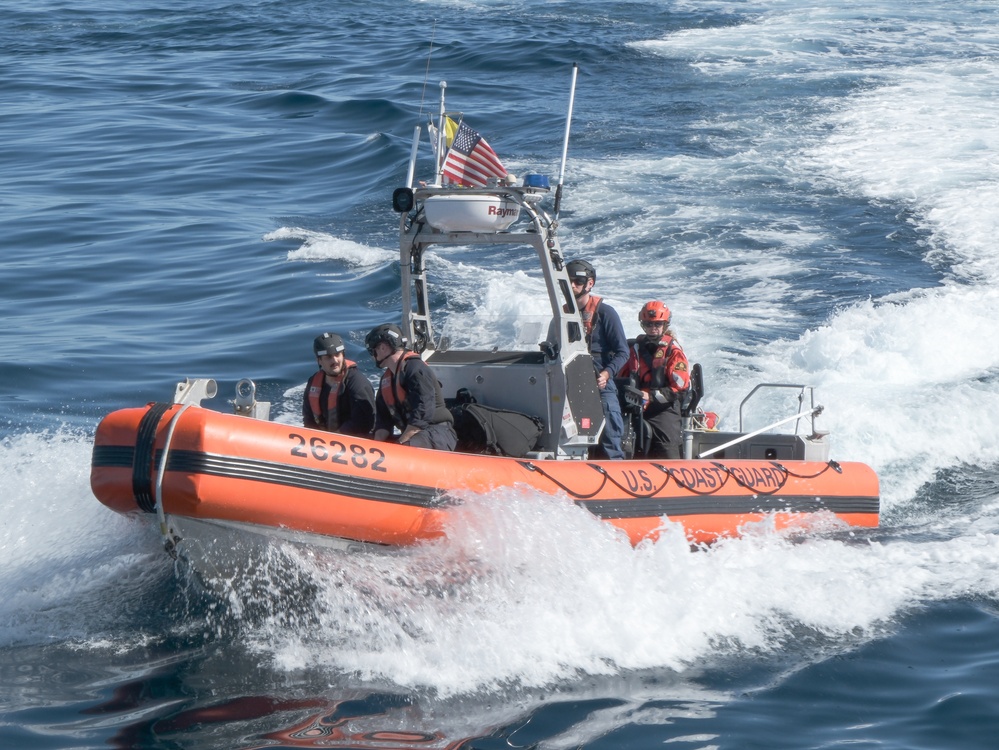 US Coast Guard, Canadian Department of Fisheries and Oceans conduct Northwest Atlantic Fisheries Organization boarding