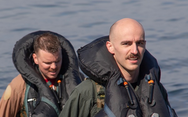 Aircrew Compete with Survival Skills for Growler Week