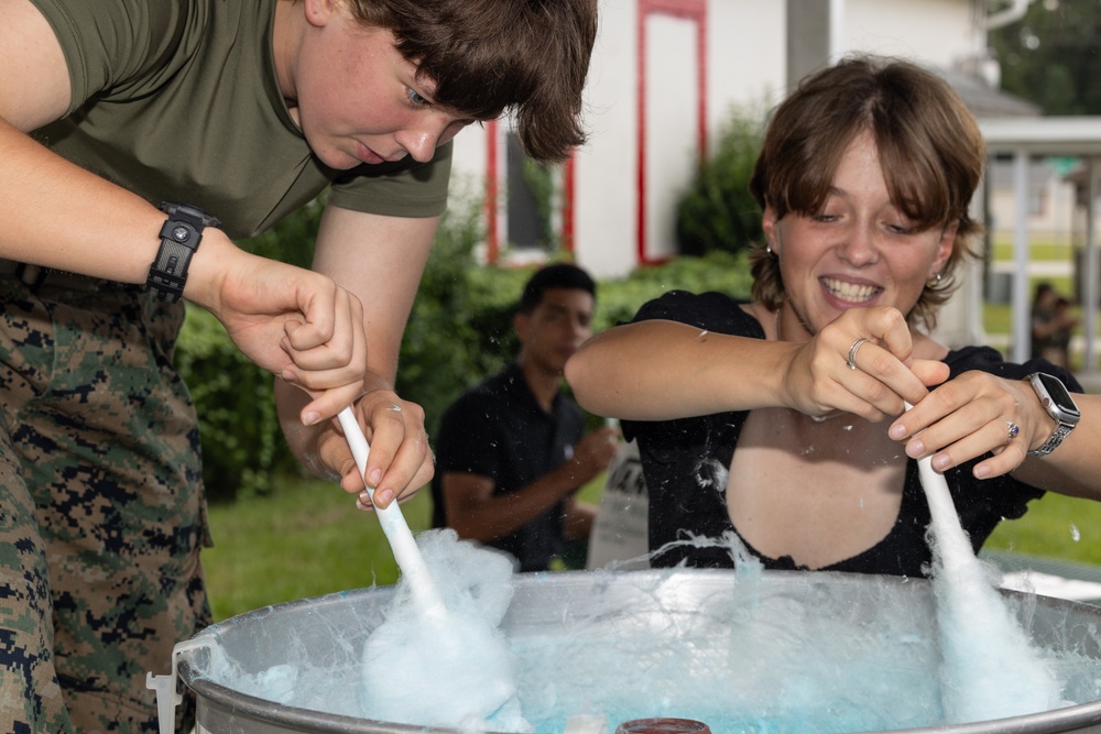 Marine Corps Combat Service Support Schools hosts End of Summer Bash
