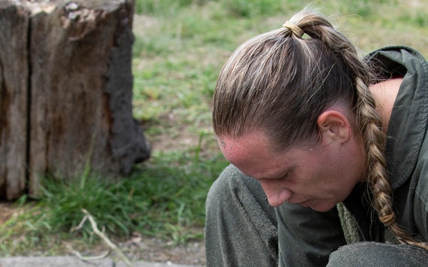 Aircrew Compete with Survival Skills for Growler Week