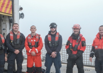 US Coast Guard, Canadian Department of Fisheries and Oceans conduct fisheries inspections at sea