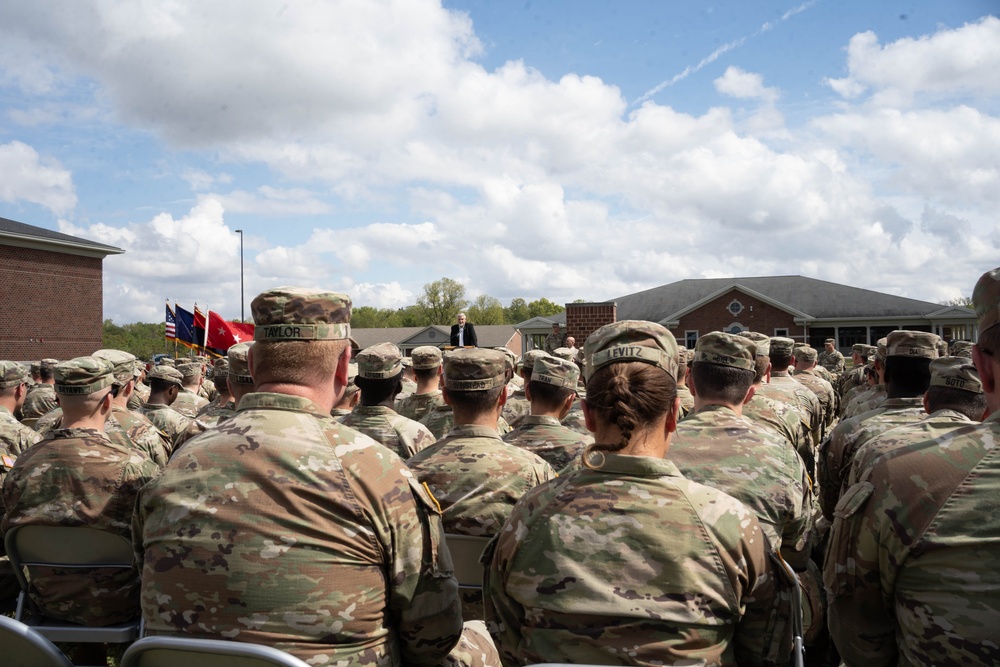 Indiana National Guard soldiers with 38th ID say goodbye to family, friends, peers