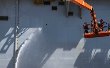 USS America (LHA 6) Sailors Conduct Preservation Maintenance