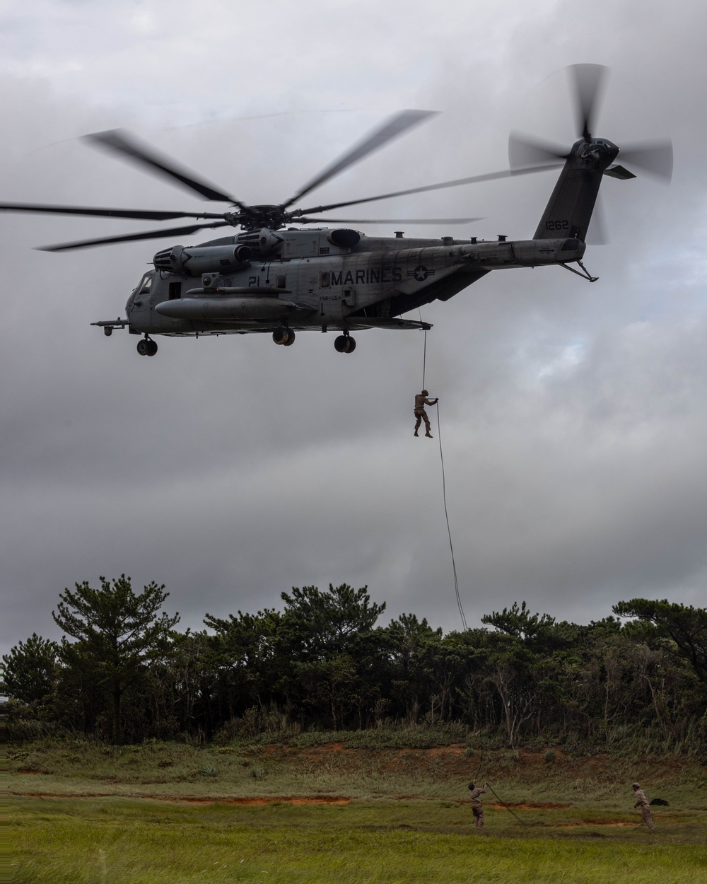 III Marine Expeditionary Force participate in a Helicopter Rope Suspension Techniques Course