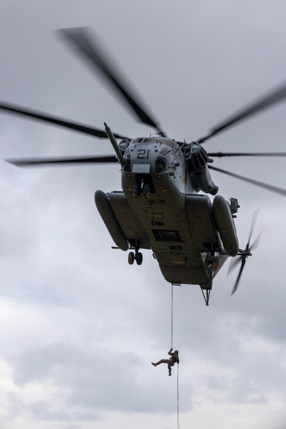 III Marine Expeditionary Force participate in a Helicopter Rope Suspension Techniques Course