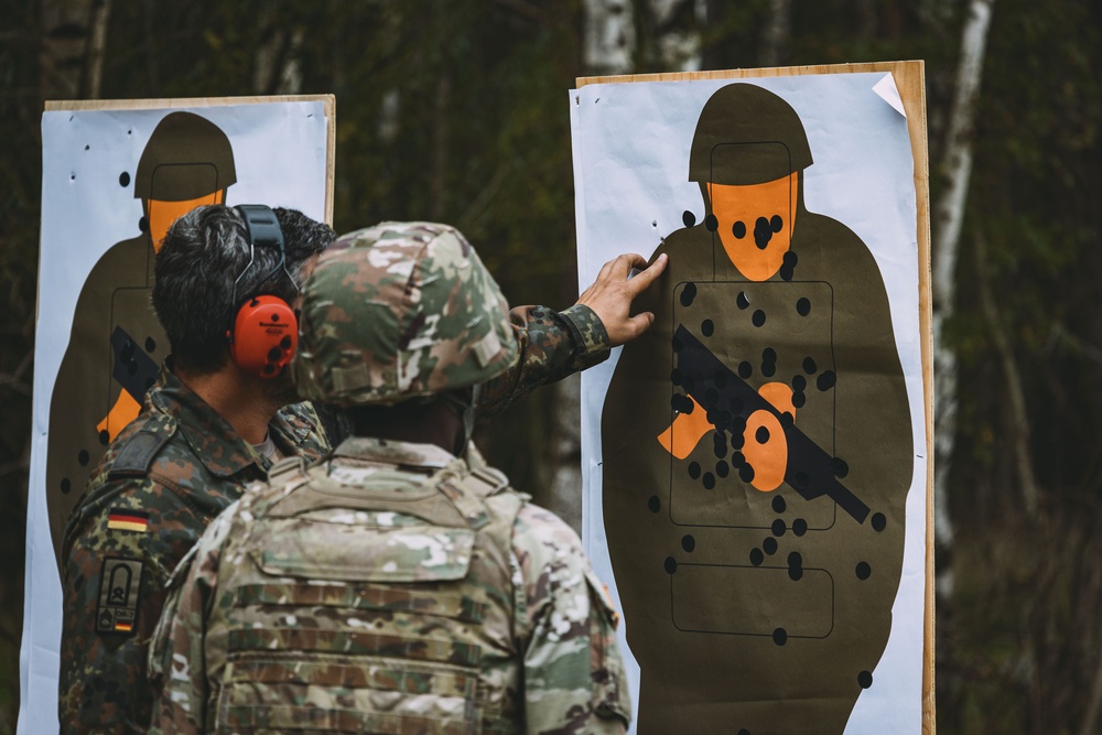 U.S. Soldiers Take German Marksmanship Qualification Test