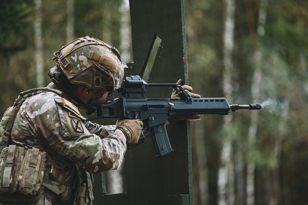 U.S. Soldiers Take German Marksmanship Qualification Test