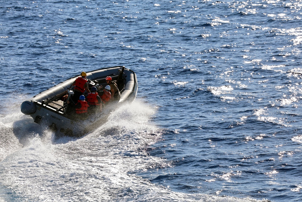 USS Arleigh Burke Performs Boat Operations
