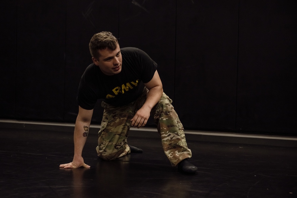 Joint combatives training: Level one