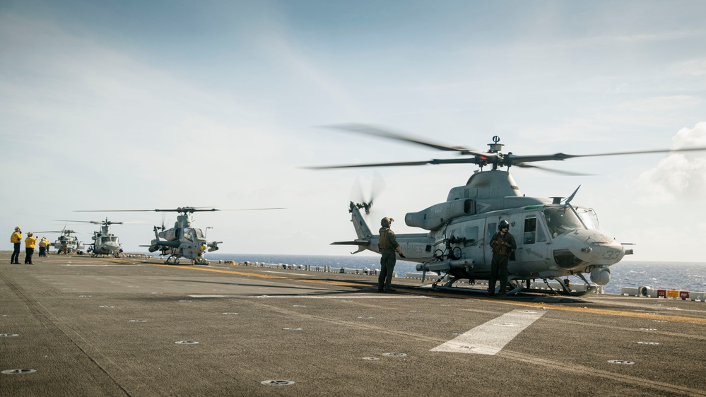 VMM-165 (Rein.) Aircraft Depart Boxer for USS Miguel Keith