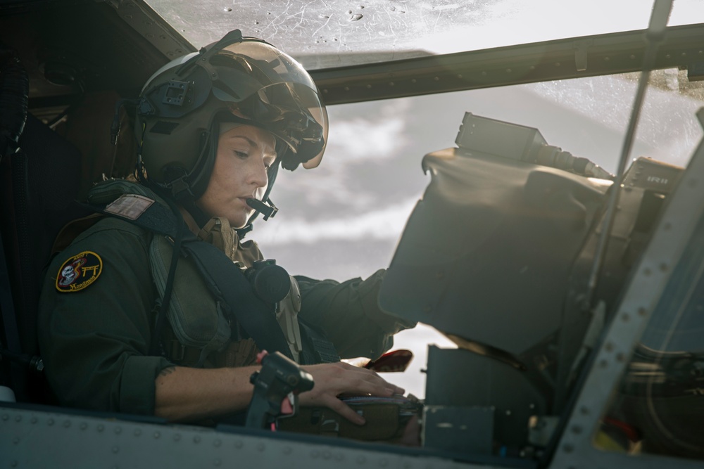 VMM-165 (Rein.) Aircraft Depart Boxer for USS Miguel Keith
