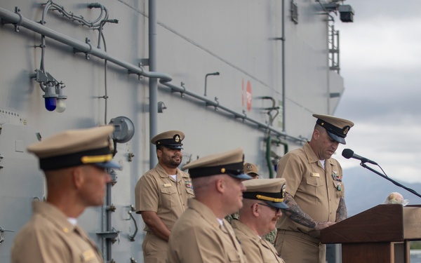 Senior Chief Aviation Ordnanceman Celebrates Retirement Ceremony Aboard USS Tripoli