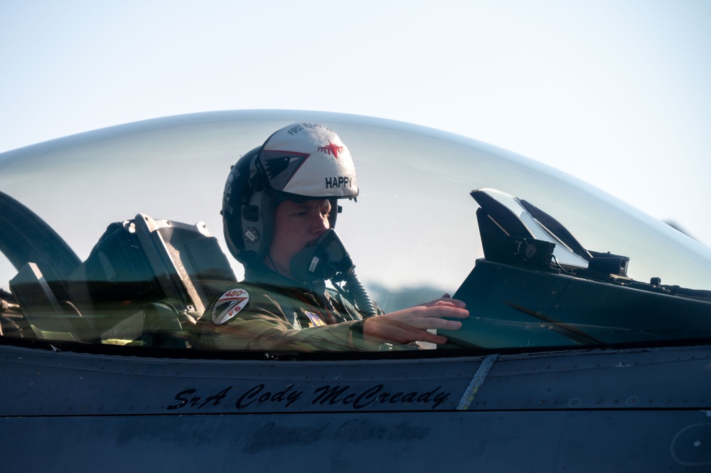 The Air Combat Command F-16 Viper Demonstration Team performs at the 2024 Sanicole International Airshow