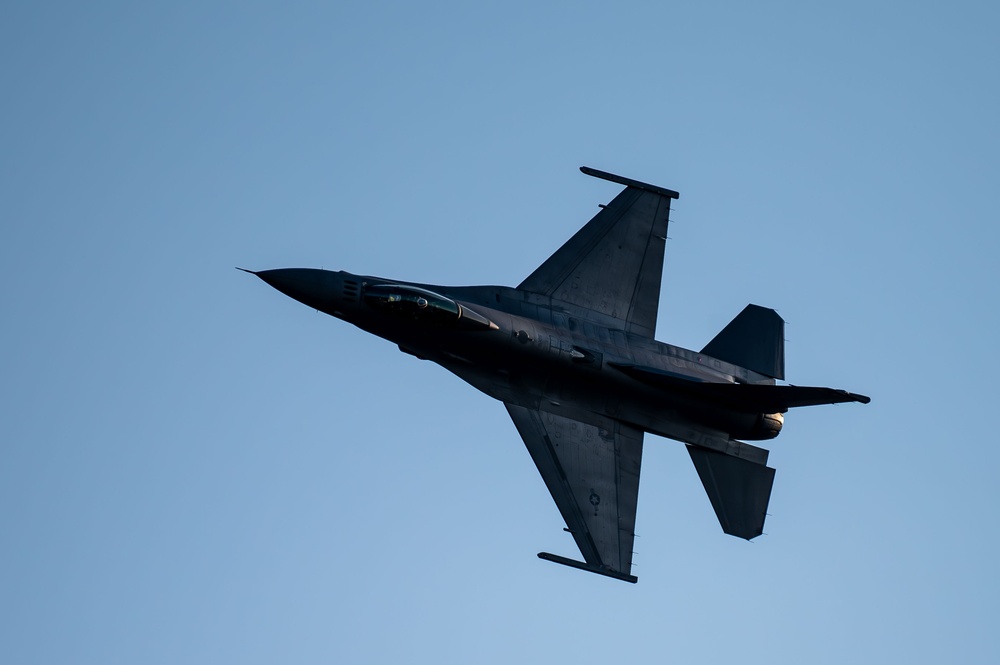 The Air Combat Command F-16 Viper Demonstration Team performs at the 2024 Sanicole International Airshow