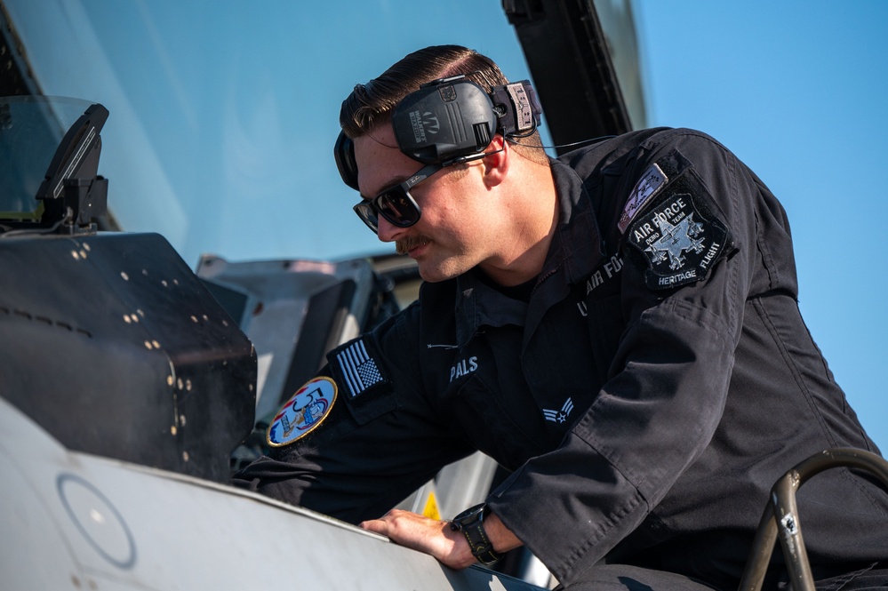 The Air Combat Command F-16 Viper Demonstration Team performs at the 2024 Sanicole International Airshow