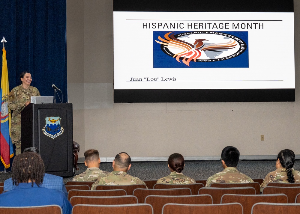 DAF’s Hispanic Empowerment and Advancement Team Conference highlights ‘Pioneers of Change’