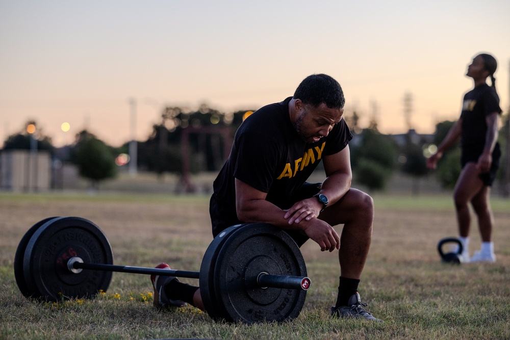 1st Medical Brigade, 13th Armored Corps Sustainment Command performs CrossFit for Physical Training