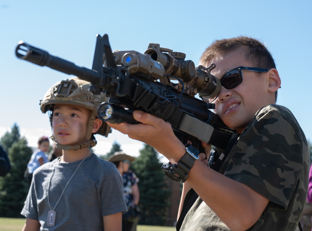 Operation KUDOS returns to educate military kids on the deployment process