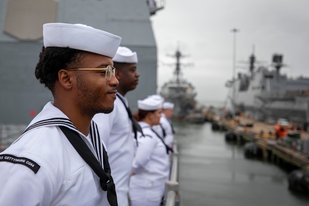 USS Gettysburg Departs Norfolk for Regularly Scheduled Deployment