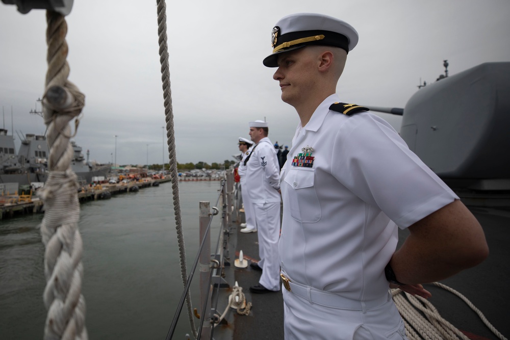 USS Gettysburg Departs Norfolk for Regularly Scheduled Deployment