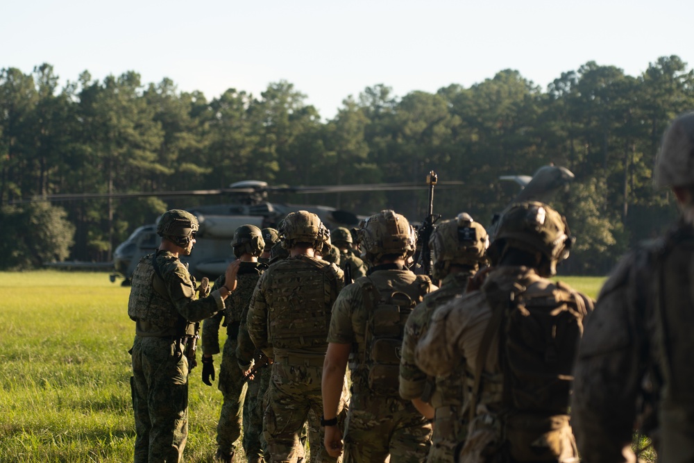 2nd ANGLICO and NATO Allies Conduct Onboarding Drills During Burmese Chase 24